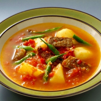 ハンガリー風ビーフシチュー