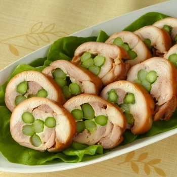 アスパラのチキンロール