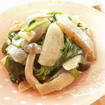 わかめとほうれん草のピーナッツ和え