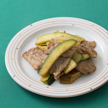 豚肉とズッキーニのしょうがじょうゆ炒め